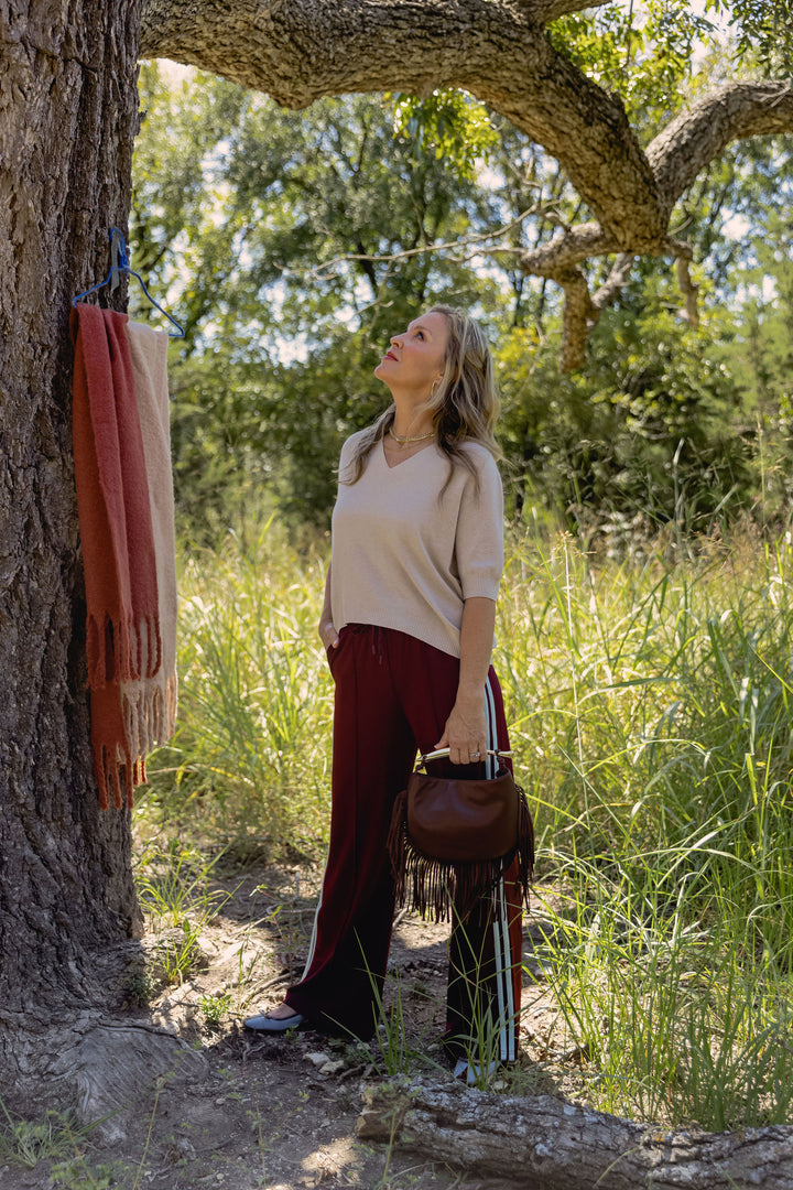 ITALIAN V-NECK LUXE KNIT TOP