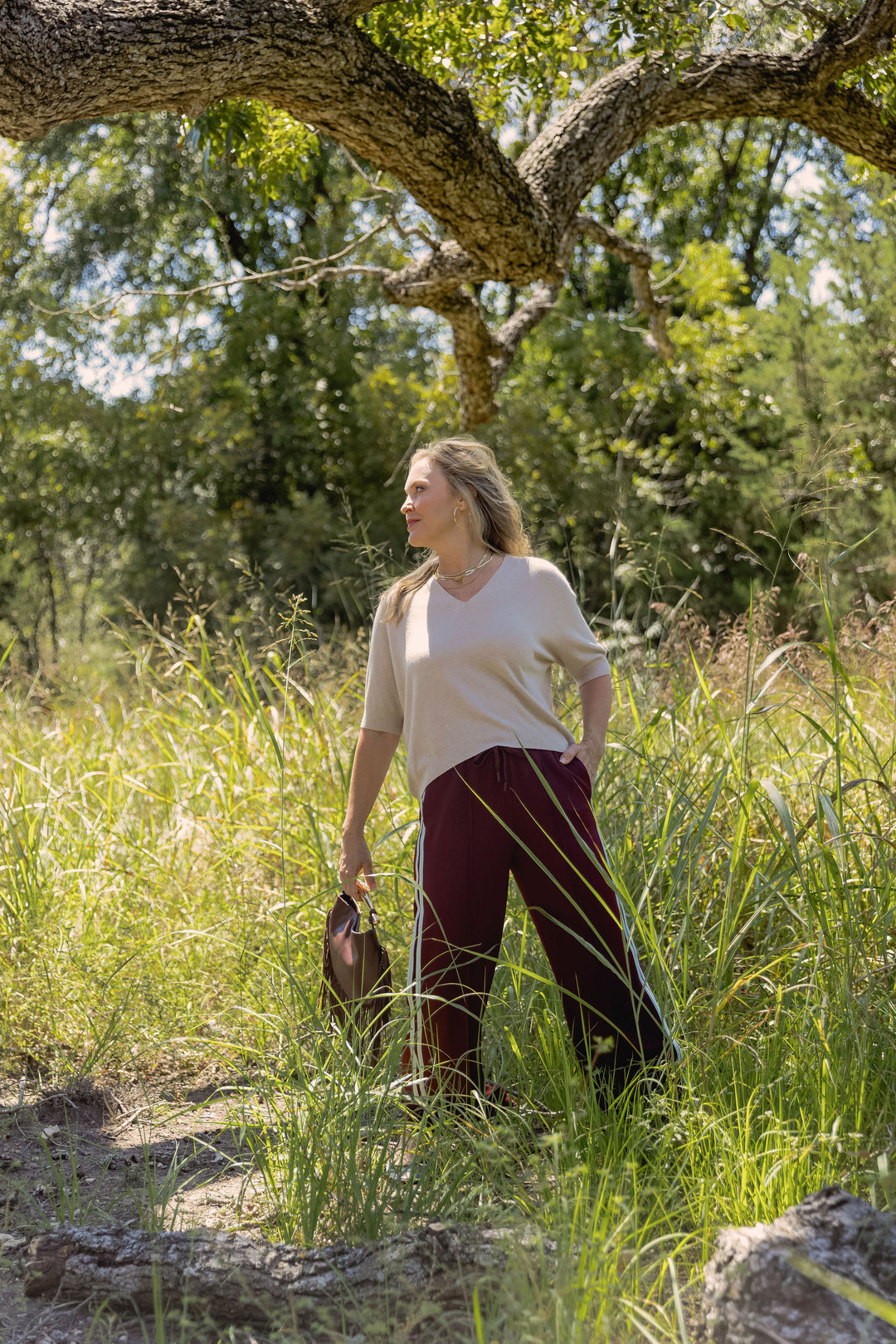 ITALIAN V-NECK LUXE KNIT TOP