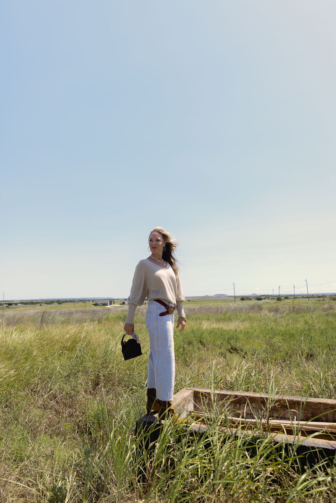 Bubble Sleeve V-Neck Knit Sweater