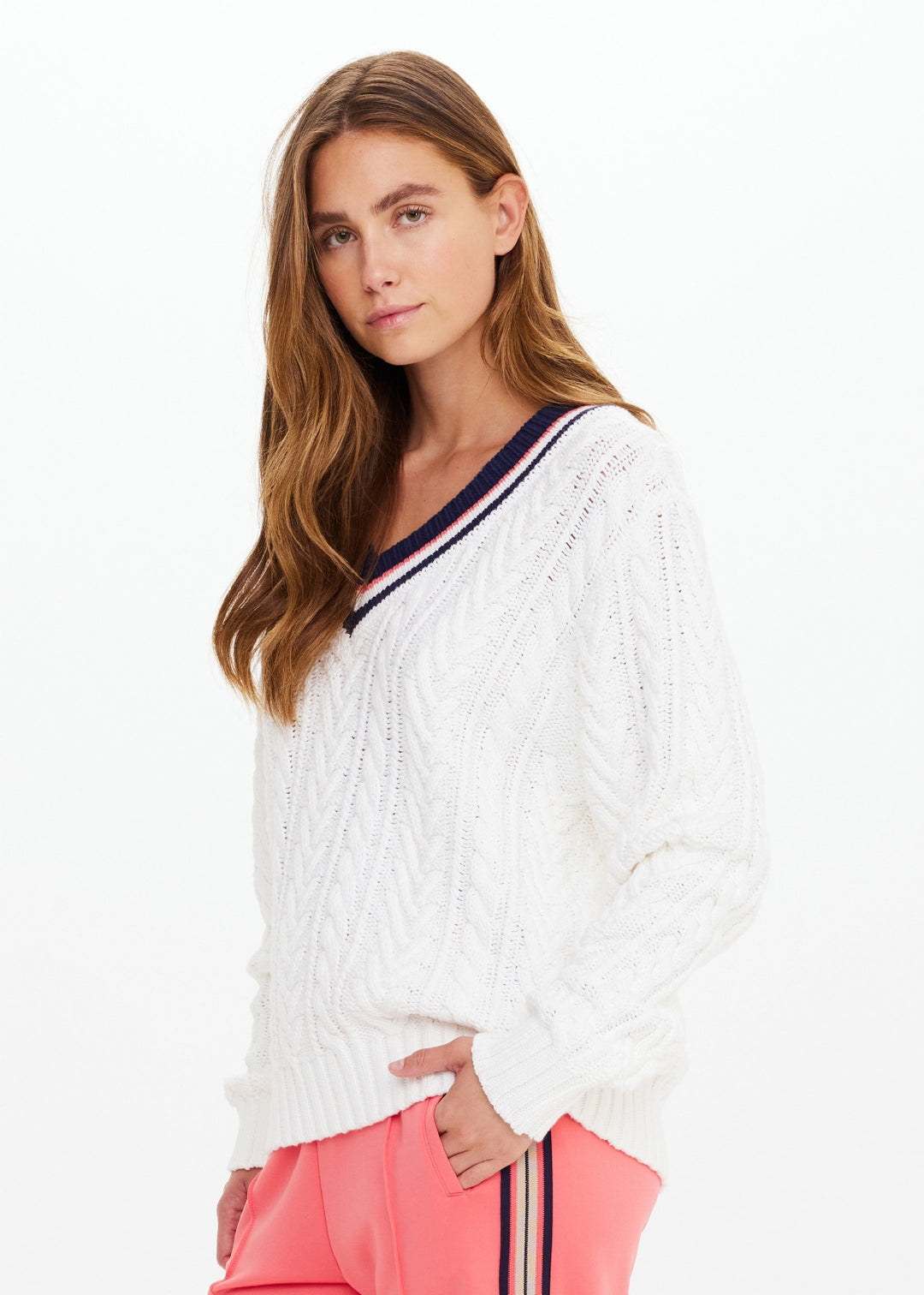 ESPADA LOUIE V NECK SWEATER